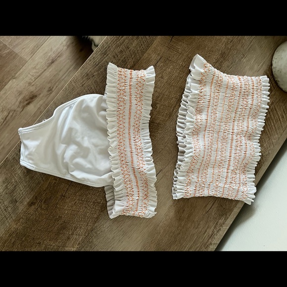 Two piece bikini - Picture 2 of 2